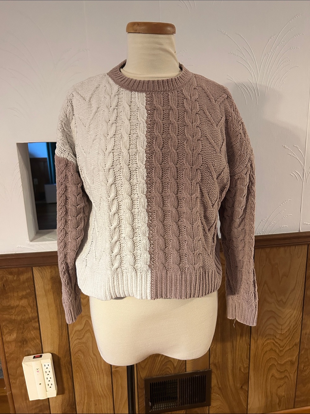 moon & madison Two-Tone Cable Knit Crewneck Sweater in Cream and Taupe